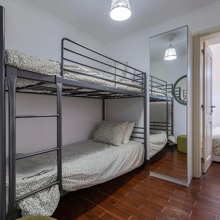 Apartamento Lovely Patio Getaway In Lisboa Exterior foto