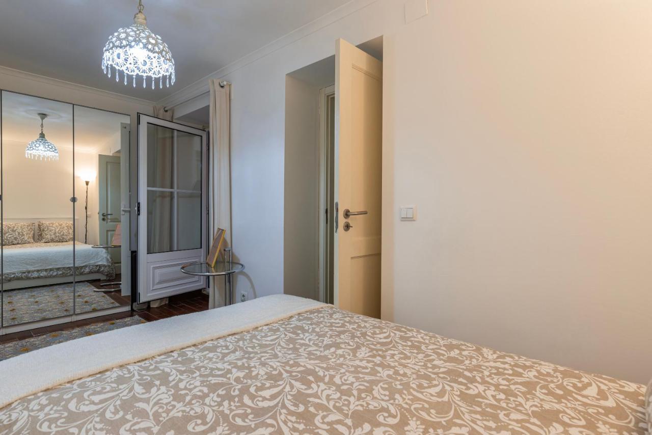 Apartamento Lovely Patio Getaway In Lisboa Exterior foto